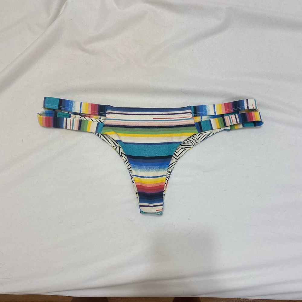 Billabong bikini bottom